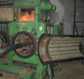 Экструзионный пресс пластического формирования